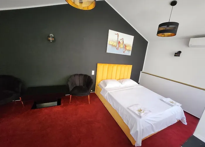 Hotel Karma *